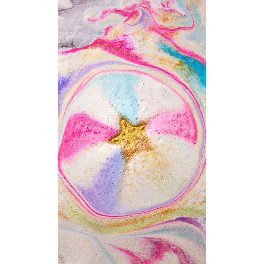 The Art of Christmas Bathing - Image 4